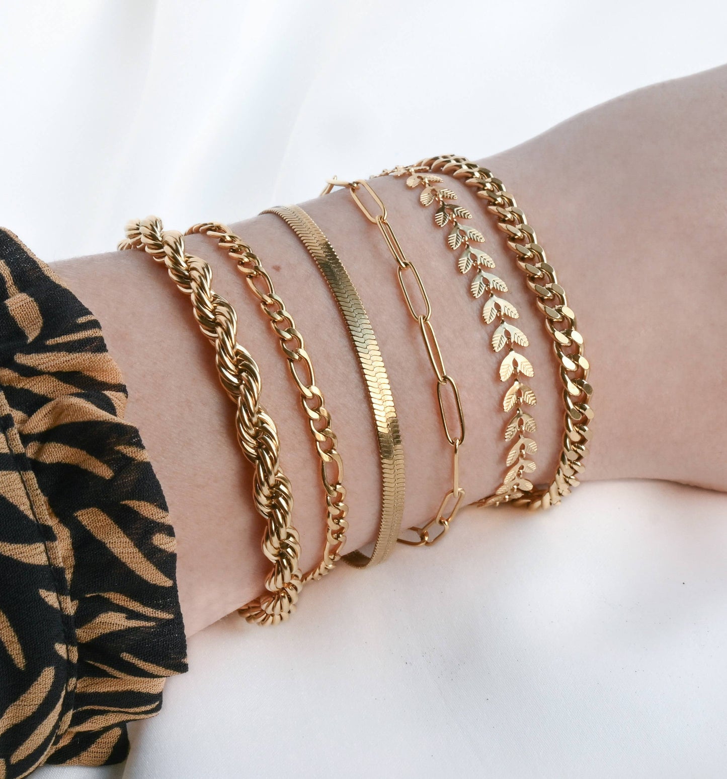 Bold 18k Gold Bracelets - Waterproof Thick Chain Bracelets: Rope