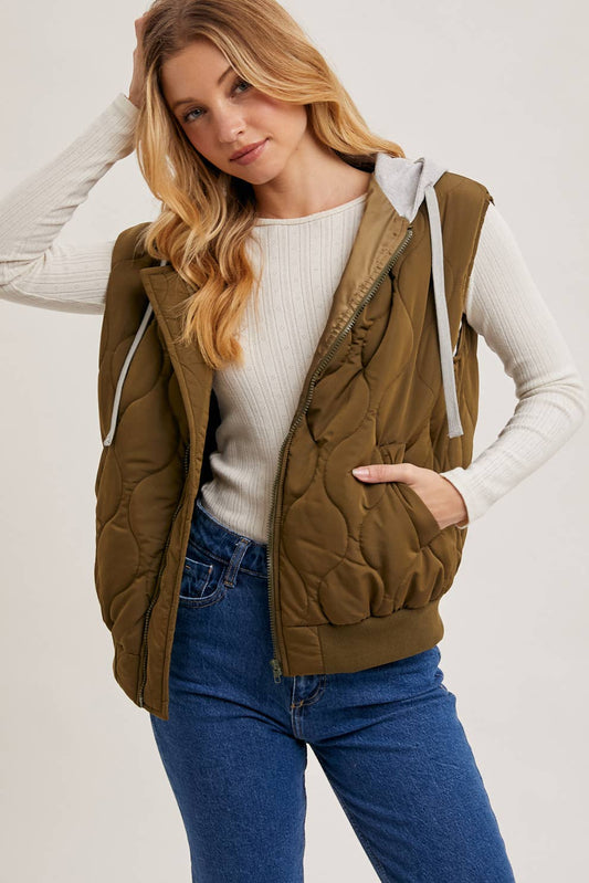 QUILTED PUFFER VEST CONTRAST HOODIE